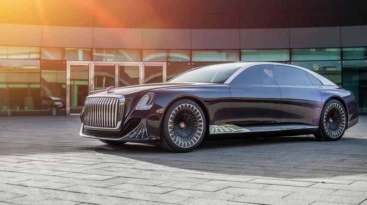 **"Hongqi vs Rolls-Royce: El Desafío de la Innovación y el Lujo Automotriz"**